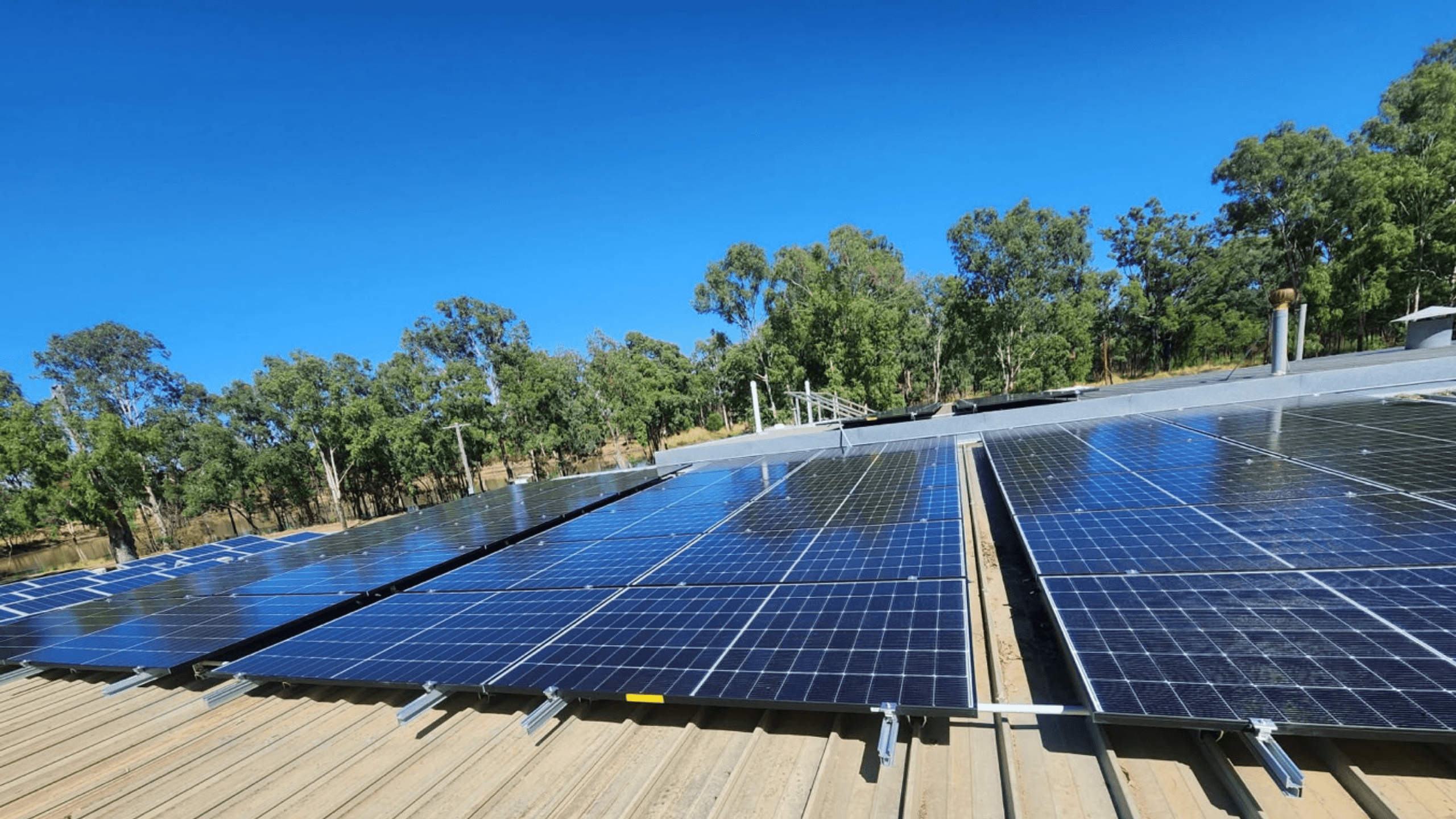 Hero - Jandowae Golf Club utilising renewable energy for a ‘greener’ future