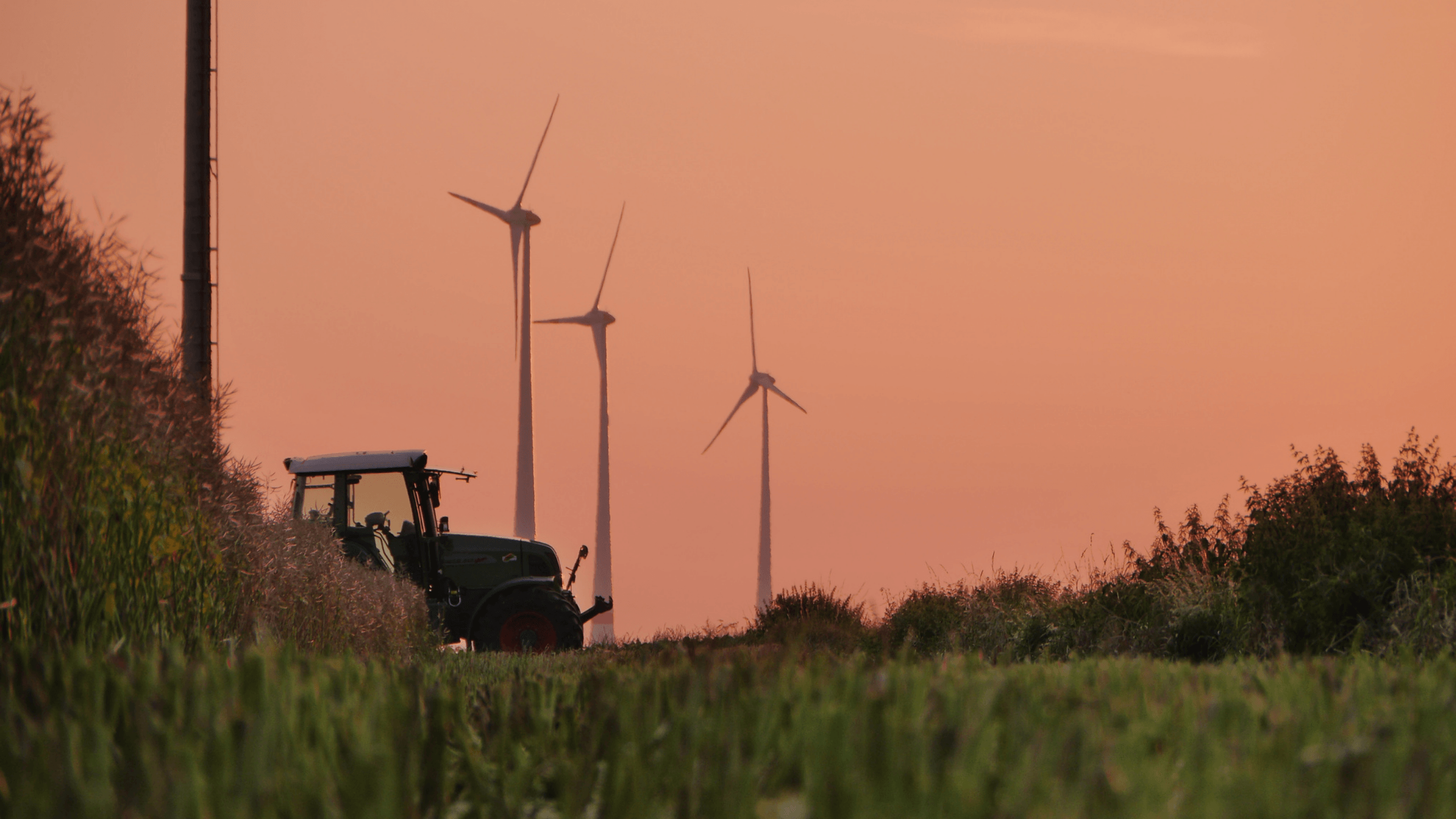 How much noise do wind turbines make