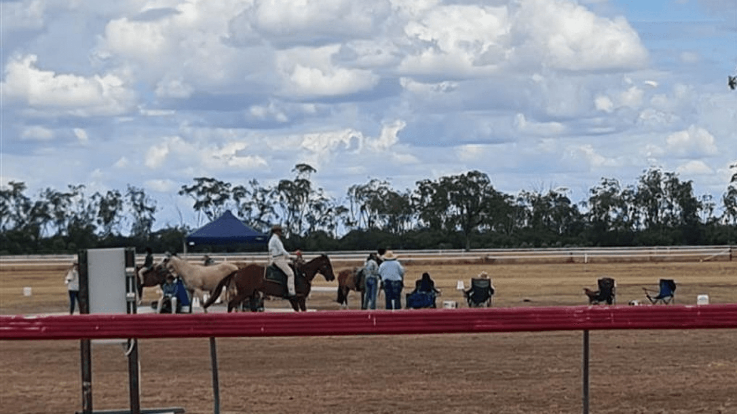 Hero - Big crowds and community spirit at Jandawae Campdraft